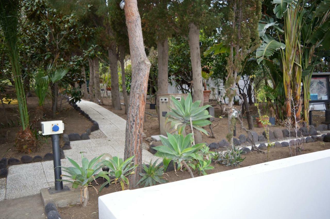 B&B Il Giardino Segreto Stromboli Exterior foto